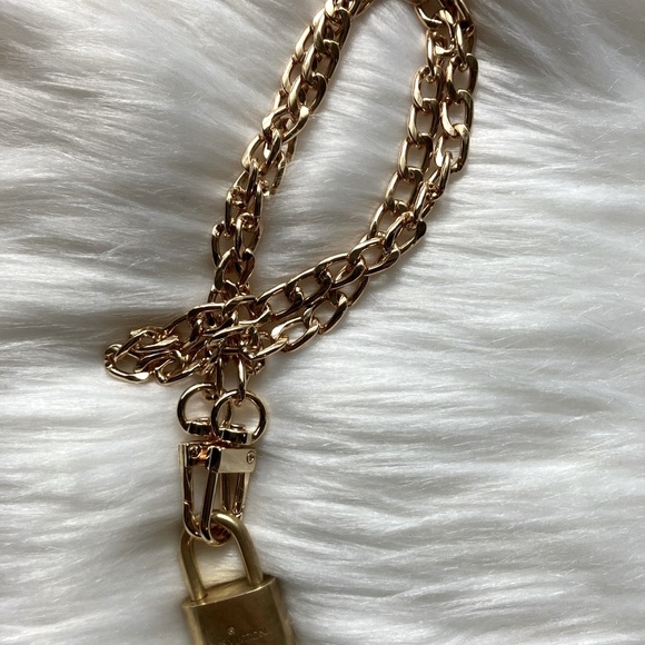 🔑LOUIS VUITTON🔑Gold Lock #318 w/Hold Unbranded Chain - Picture 14 of 14